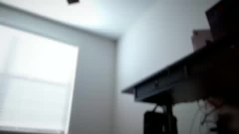 specialiest online show from October 20, 2025, 3:34 pm