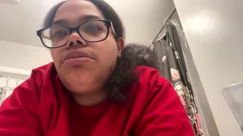 Snapshot of specialkayy06 chatting on October 3, 2025, 7:55 pm Specialkayy online show from October 3, 2025, 7:55 pm