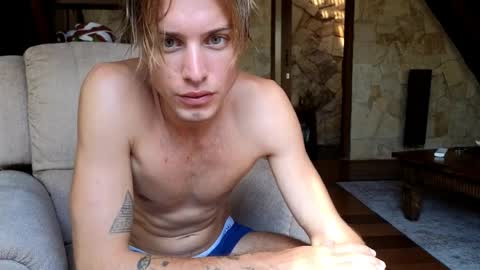 Sasha --  online show from April 9, 2026, 2:22 am