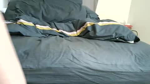 speedoguy78 online show from September 20, 2025, 6:47 am