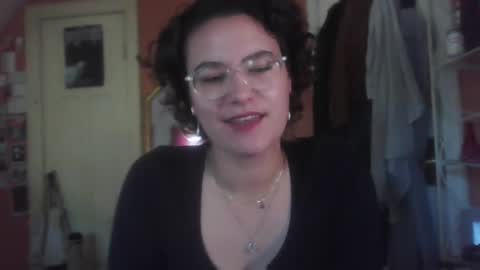 Snapshot of spiceberrybb chatting on September 16, 2025, 8:10 pm spiceberrybb online show from September 16, 2025, 8:10 pm