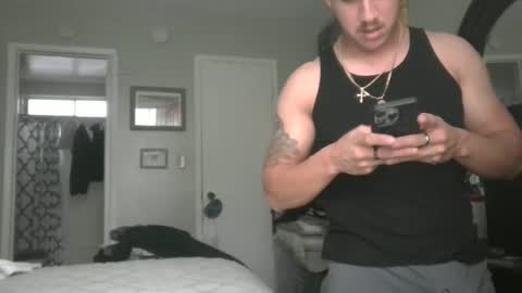 spicey_couple222 online show from February 5, 2025, 12:20 am