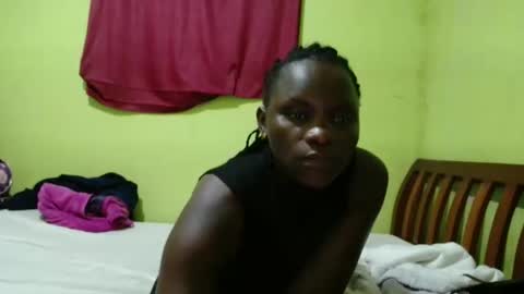 Snapshot of spicy_bella69 chatting on May 16, 2026, 7:34 pm spicy_bella69 online show from May 16, 2026, 7:34 pm