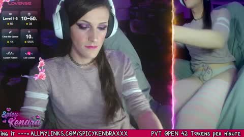 Snapshot of spicykendra chatting on December 27, 2024, 3:20 am Kendra online show from December 27, 2024, 3:20 am