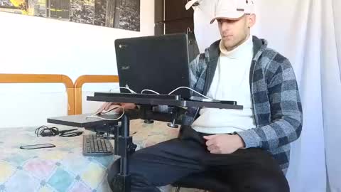 Marco. When Im offline you can view premium content in bio online show from February 10, 2025, 8:09 am