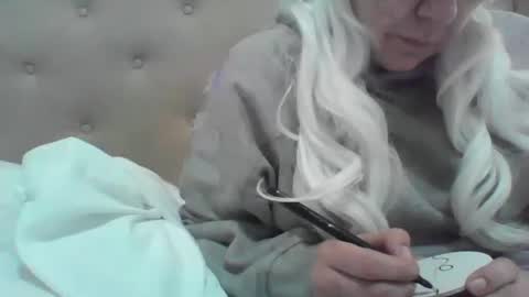 Vanessa Spade online show from January 30, 2025, 8:43 am