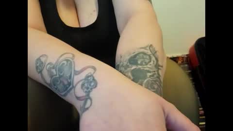 Vanessa Spade online show from February 28, 2025, 3:37 pm