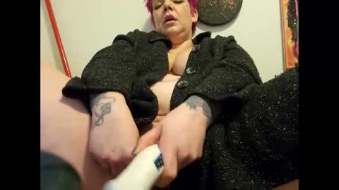 Vanessa Spade online show from March 3, 2025, 12:15 am