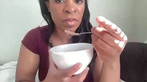 Spinerina online show from March 11, 2025, 6:08 pm