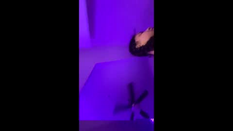 Snapshot of splashvirus chatting on November 8, 2025, 9:53 am splashvirus online show from November 8, 2025, 9:53 am