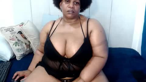 Snapshot of splendidtalitha chatting on March 9, 2026, 9:35 am SplendidTalitha online show from March 9, 2026, 9:35 am