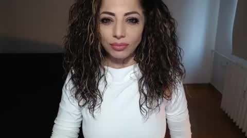 Doll online show from January 26, 2025, 9:29 am