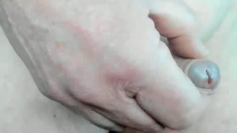 Snapshot of spreet21 chatting on February 4, 2025, 4:39 pm MicroClit online show from February 4, 2025, 4:39 pm