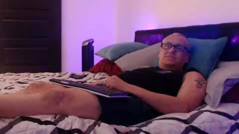 Snapshot of spun4men chatting on July 7, 2026, 7:34 am Spun male online show from July 7, 2026, 7:34 am