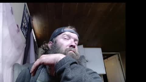 Snapshot of squegly chatting on April 14, 2026, 12:16 am Bryan online show from April 14, 2026, 12:16 am