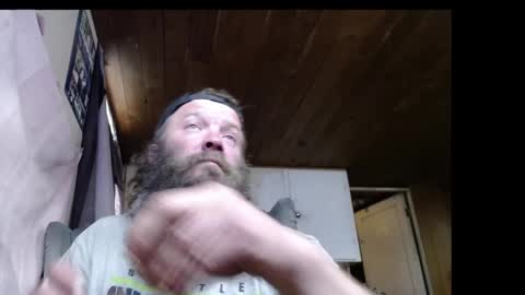 Snapshot of squegly chatting on April 21, 2026, 9:06 pm Bryan online show from April 21, 2026, 9:06 pm