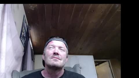 Snapshot of squegly chatting on May 9, 2026, 5:51 pm Bryan online show from May 9, 2026, 5:51 pm