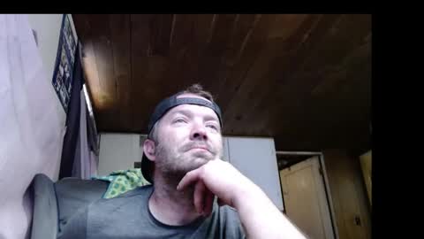 Snapshot of squegly chatting on May 20, 2026, 7:31 pm Bryan online show from May 20, 2026, 7:31 pm