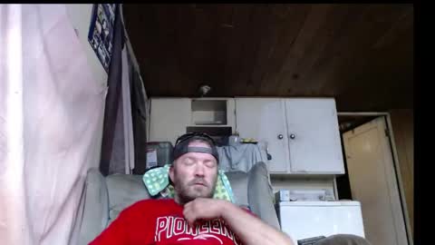 Snapshot of squegly chatting on May 30, 2026, 10:34 am Bryan online show from May 30, 2026, 10:34 am