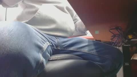 make me cum c2c talk to me online show from April 7, 2026, 9:15 pm