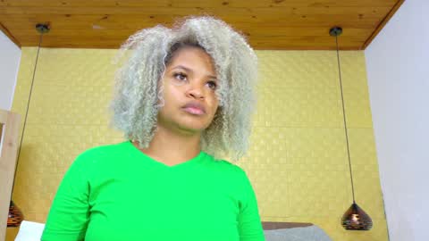 Snapshot of squirter_girl69 chatting on December 6, 2024, 2:57 am squirter_girl69 online show from December 6, 2024, 2:57 am