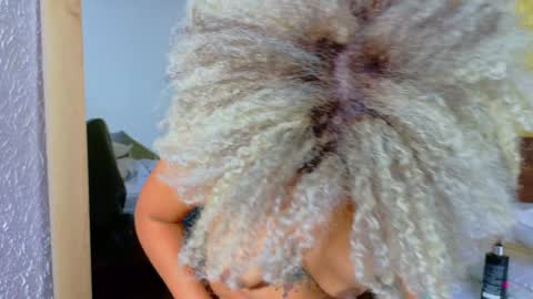 Snapshot of squirter_girl69 chatting on December 21, 2024, 3:58 am squirter_girl69 online show from December 21, 2024, 3:58 am