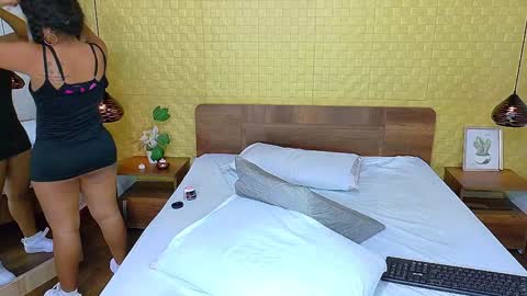 Snapshot of squirter_girl69 chatting on February 1, 2025, 3:19 am squirter_girl69 online show from February 1, 2025, 3:19 am