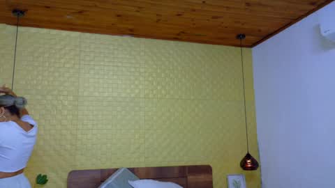 Snapshot of squirter_girl69 chatting on February 6, 2025, 2:55 am squirter_girl69 online show from February 6, 2025, 2:55 am