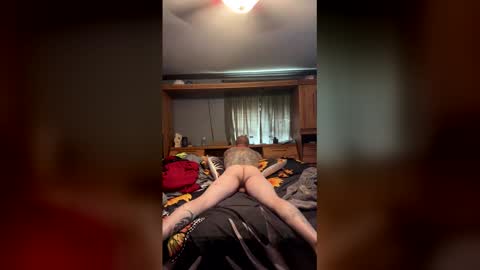 Snapshot of sqzxriehlqqw chatting on May 6, 2026, 3:06 pm Luv2Cum4u online show from May 6, 2026, 3:06 pm