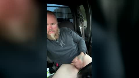 Snapshot of sqzxriehlqqw chatting on May 14, 2026, 12:17 am Luv2Cum4u online show from May 14, 2026, 12:17 am
