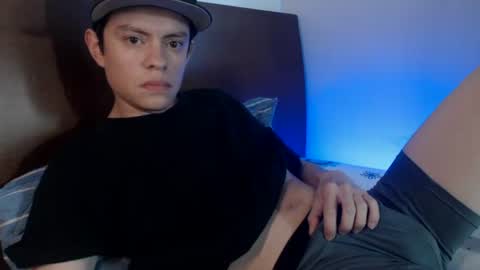 Snapshot of sr_bolaiinas chatting on June 1, 2026, 5:25 pm sr_bolaiinas online show from June 1, 2026, 5:25 pm