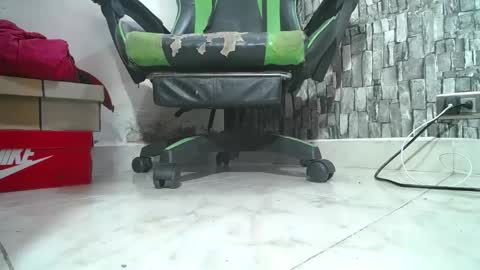 sr master cum its my old account online show from February 9, 2026, 6:34 pm