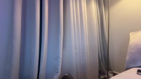 Snapshot of srta__sophie chatting on July 1, 2026, 12:56 am Sophie 3 online show from July 1, 2026, 12:56 am