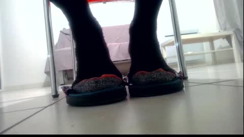 Snapshot of ssenzo chatting on February 2, 2025, 7:46 pm ssenzo online show from February 2, 2025, 7:46 pm