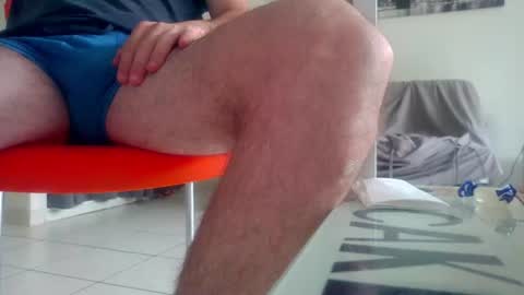 Snapshot of ssenzo chatting on August 3, 2026, 5:17 am ssenzo online show from August 3, 2026, 5:17 am