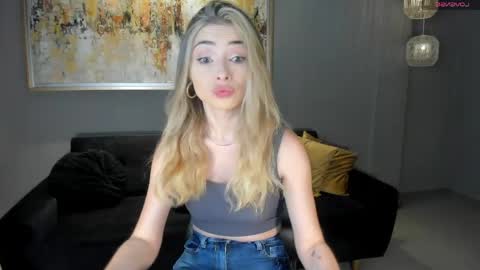 Snapshot of staceywood_ chatting on April 24, 2026, 11:01 am Stacy Woods online show from April 24, 2026, 11:01 am