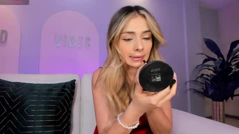 Snapshot of staceywood_ chatting on April 30, 2026, 11:49 am Stacy Woods online show from April 30, 2026, 11:49 am