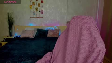 Stacy Mon Tue Wed Thu Fri Sun GMT GMT 3 1000am - 0400pm  online show from February 2, 2025, 2:24 pm