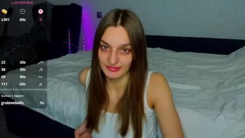 Snapshot of stacy_sexylips chatting on June 26, 2026, 10:03 pm Sexy lips online show from June 26, 2026, 10:03 pm