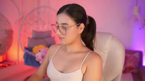 stacycooper_ online show from May 28, 2026, 7:11 pm