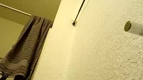 Straightupdownbad online show from March 5, 2026, 8:32 am