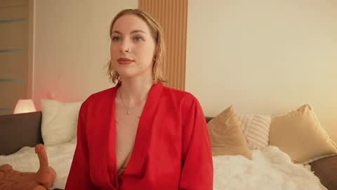 Snapshot of stanovaya300kg chatting on June 5, 2026, 2:45 pm Kristina online show from June 5, 2026, 2:45 pm