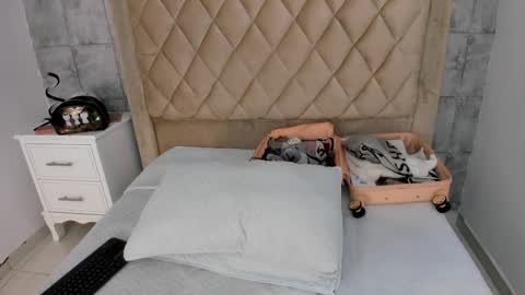 STAR online show from October 12, 2025, 4:00 am