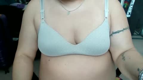 starella___saxxxton online show from February 10, 2026, 4:33 pm