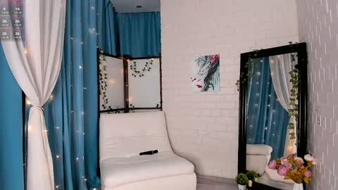 Chloe online show from May 30, 2026, 5:26 am