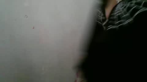 Snapshot of starlesseyes chatting on January 6, 2025, 7:20 am starlesseyes online show from January 6, 2025, 7:20 am