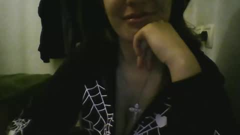 Snapshot of starlesseyes chatting on January 6, 2025, 4:02 pm starlesseyes online show from January 6, 2025, 4:02 pm