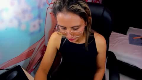 StarletTays online show from September 17, 2025, 3:41 am