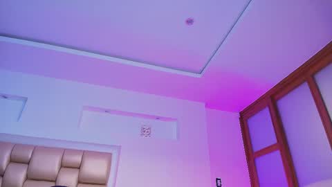 Snapshot of starlightsss_ chatting on May 7, 2026, 3:39 pm . online show from May 7, 2026, 3:39 pm