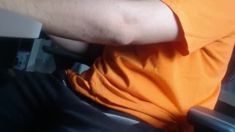 Snapshot of starmy50 chatting on October 17, 2025, 10:18 am Starmy50 online show from October 17, 2025, 10:18 am